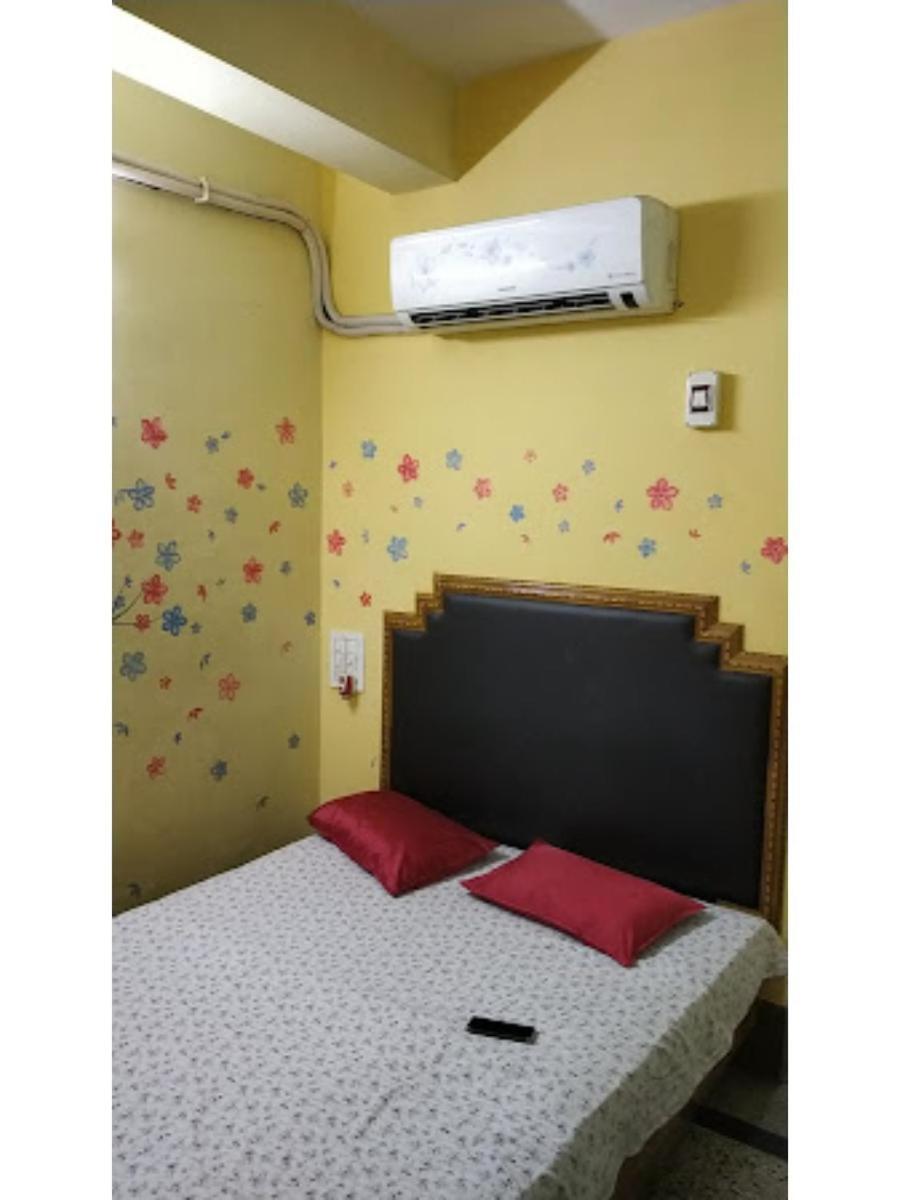 Roxy Inn,Cuttack Bagian luar foto